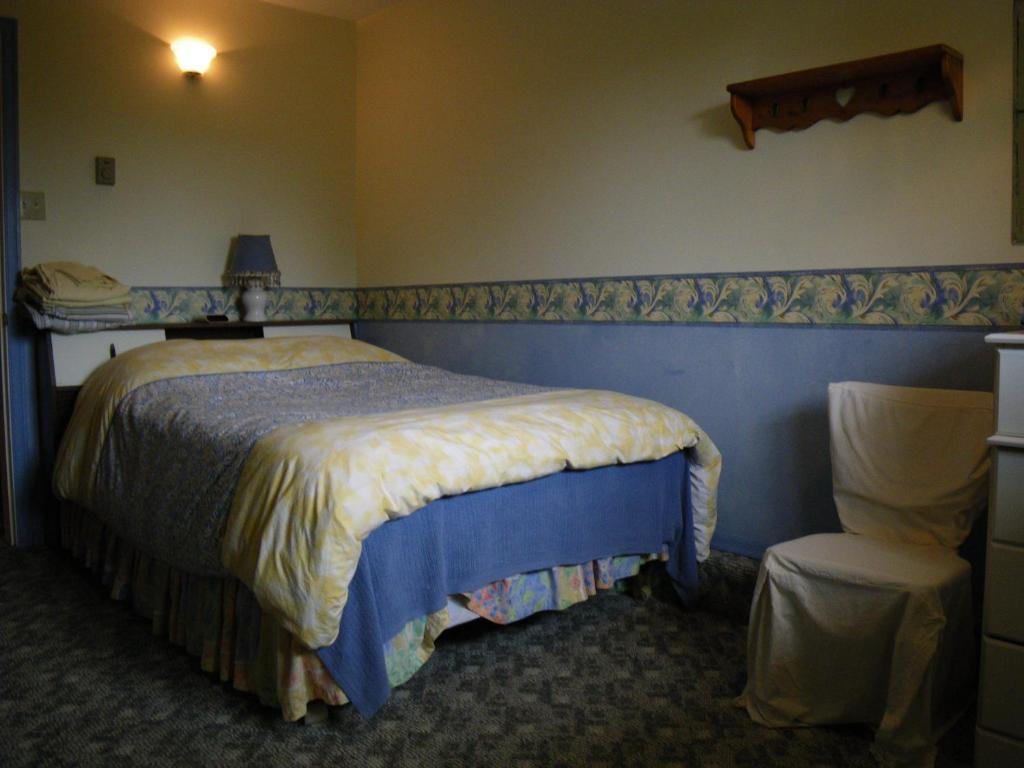 Kvarno Guest House Ucluelet Chambre photo